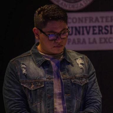 Efrain May - Ingeniero en Computación